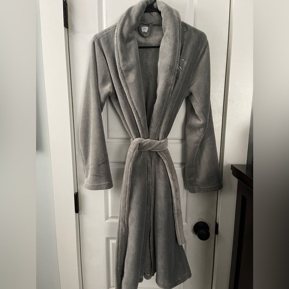 Restoration Hardware-Women’s Robe-Grey. Like new. Size Small-Letter S